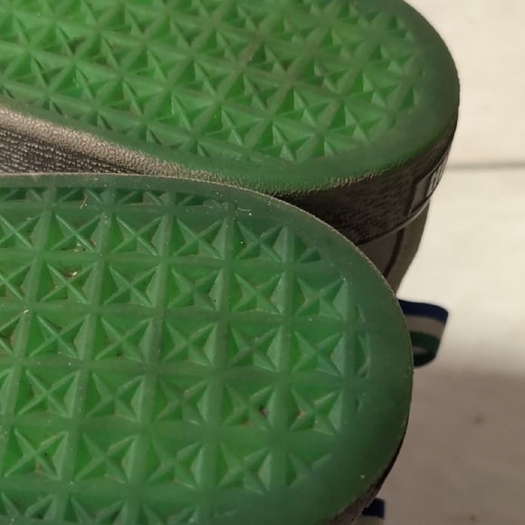 Puma Suede "Big Sean" Gray Leather Sneakers - Picture 10 of 11